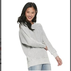 so oversized sweatshirt